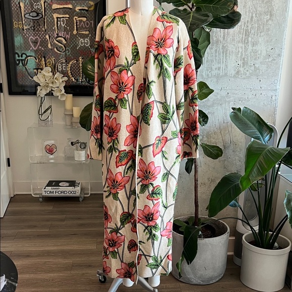 Zara Beige Beaded Floral Knit Sweater - Picture 1 of 9